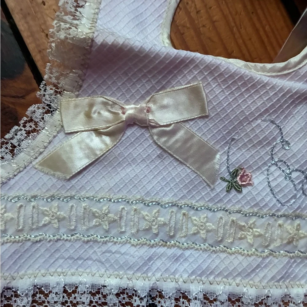 Vintage Delicate Ivory Lace Baby Bib with Bow